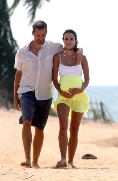 Paul Walker and Jordana Brewster Fast Five